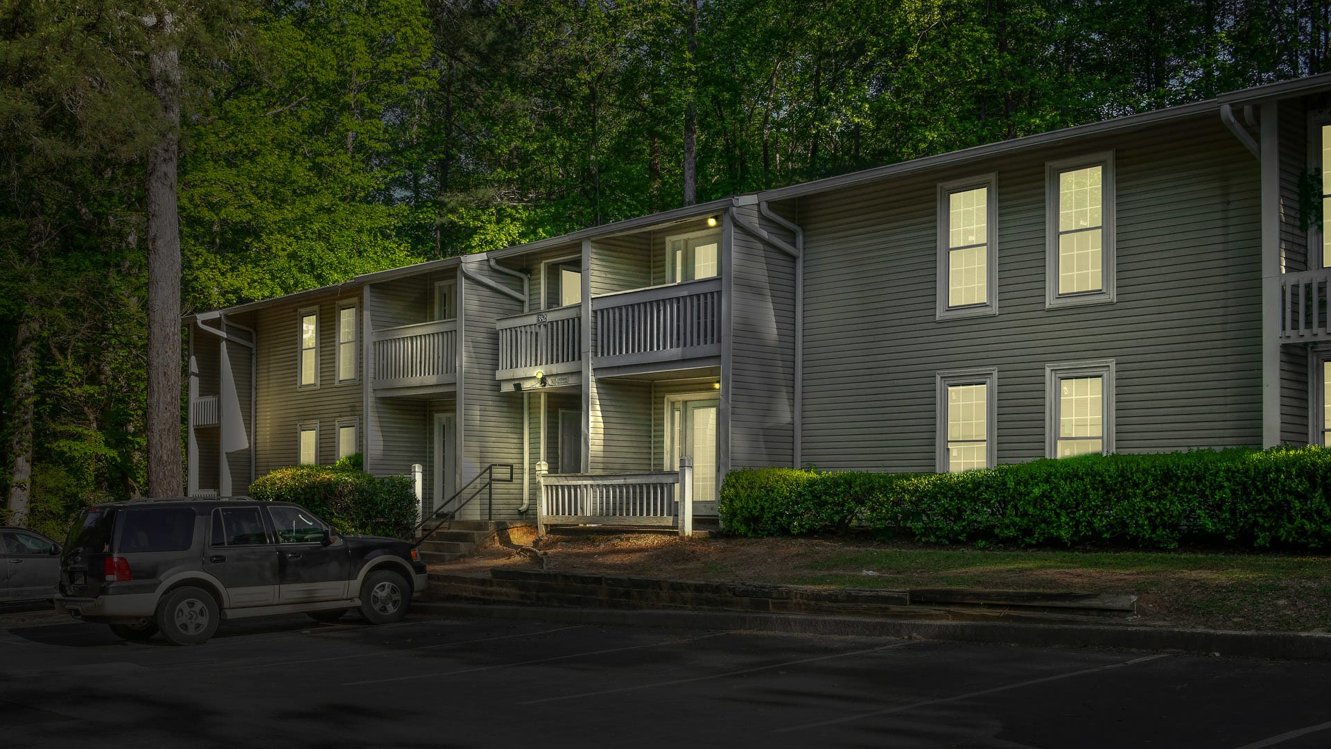 exterior view at Bradley Pointe located in Austell, GA