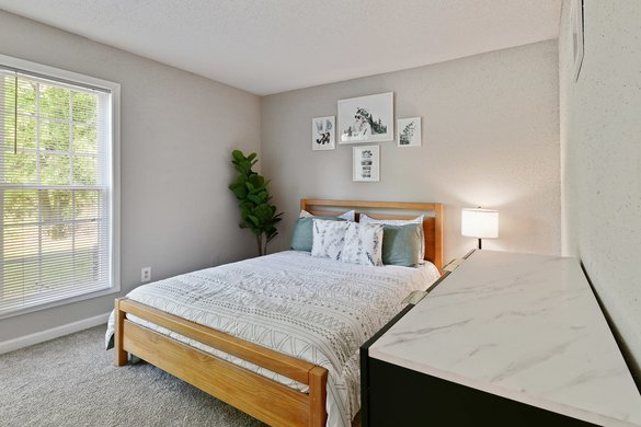 bedroom at Premier Apartments located in Austell, GA